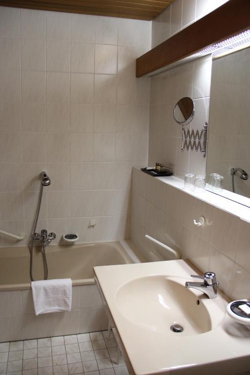 Schlosshotel Hirschhorn Habitación foto